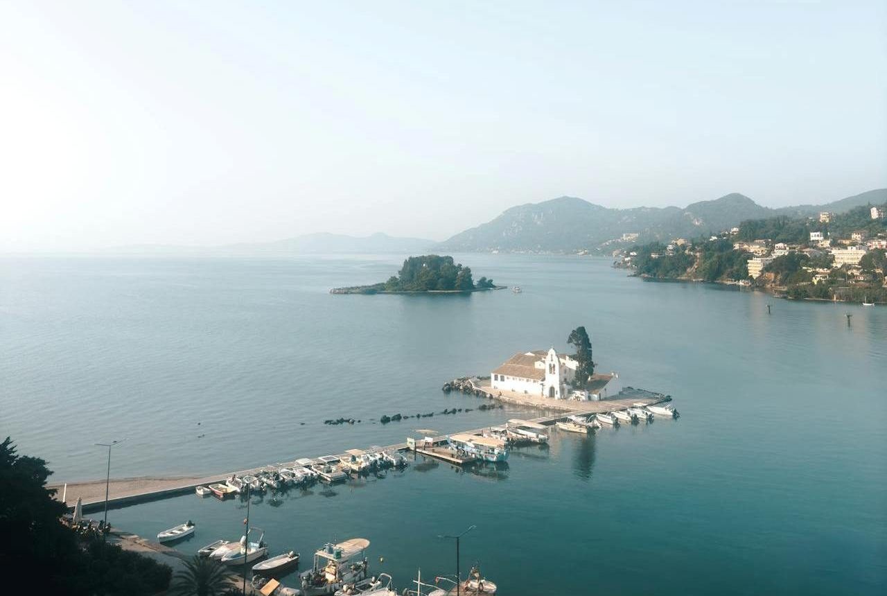 pexels-csfvisuals-1903724243-28683559